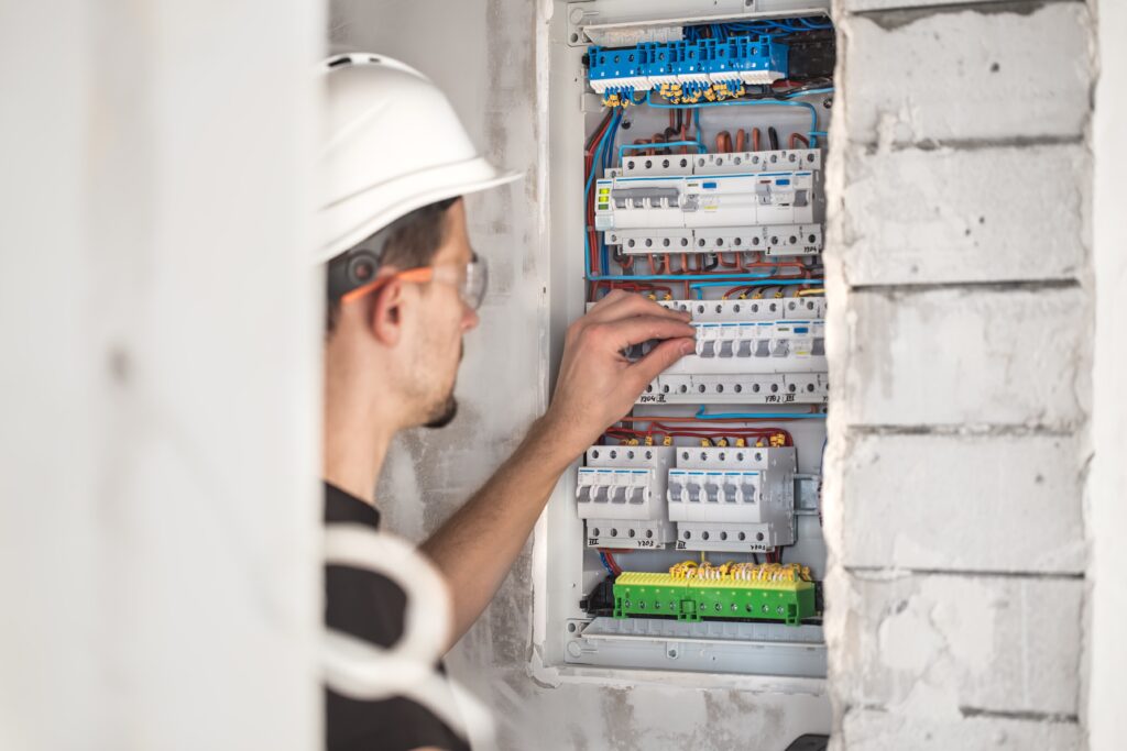 Expert electrician in St Petersburg FL​